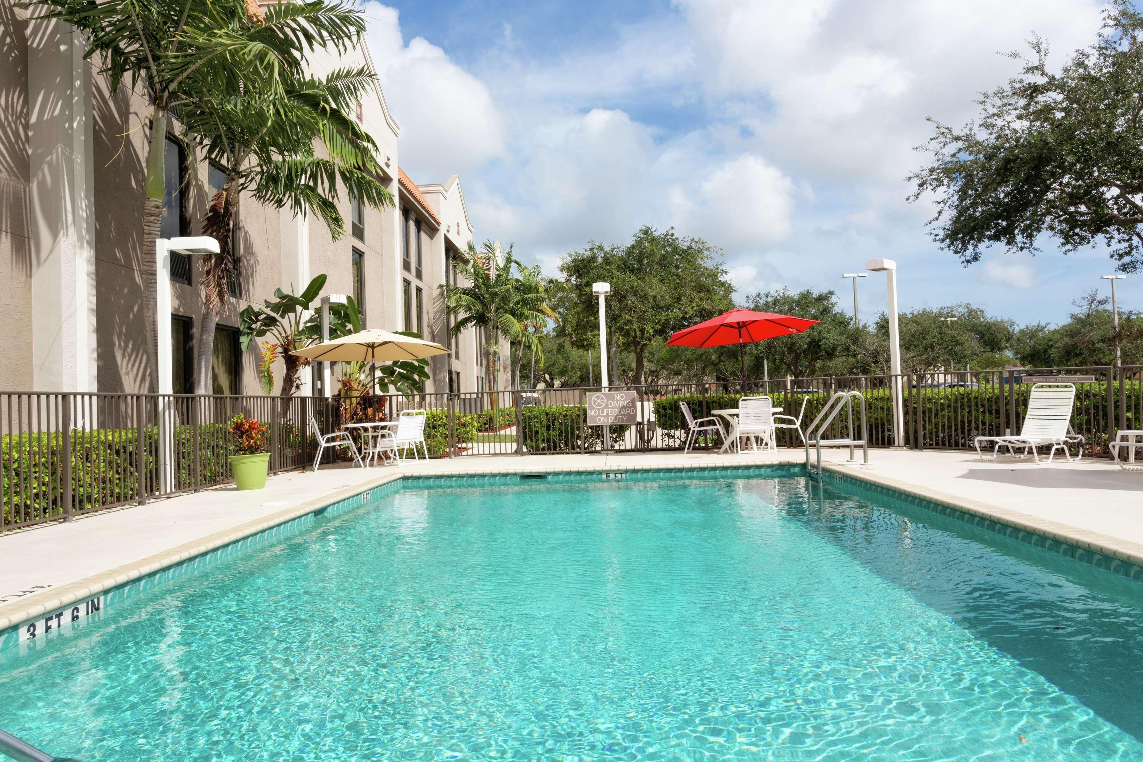 Hampton Inn Commercial Boulevard-Fort Lauderdale Tamarac Exterior photo