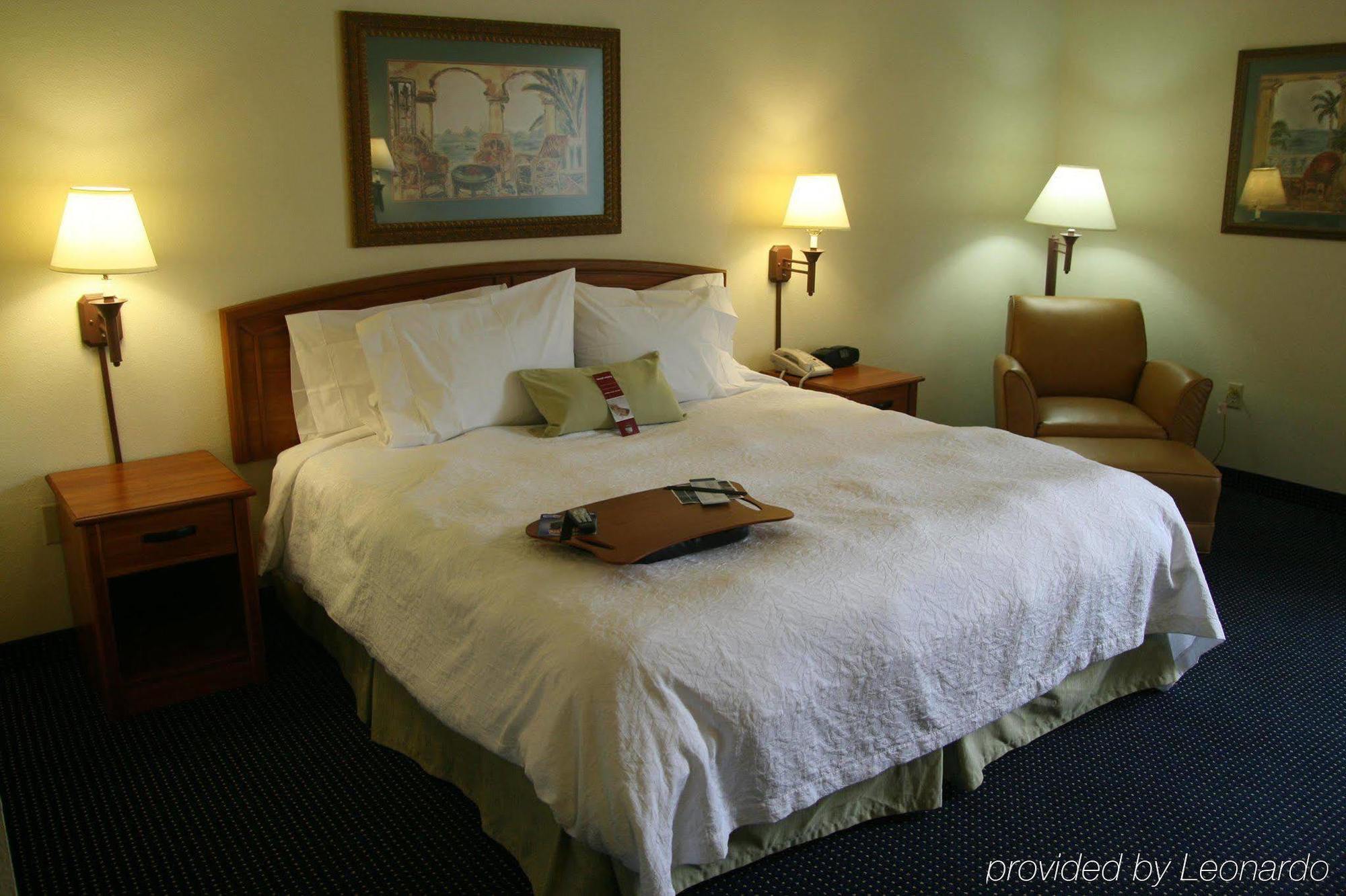Hampton Inn Commercial Boulevard-Fort Lauderdale Tamarac Room photo